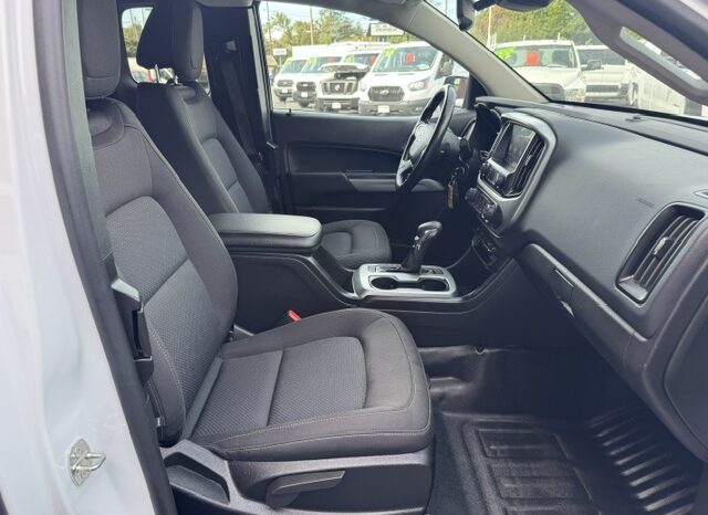 
								2022 Chevrolet Colorado Extended Cab Pickup full									