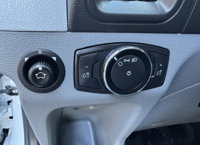 
								2018 Ford Transit 150 **8-PASSENGER** Van full									