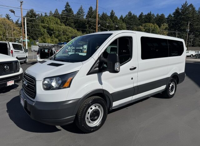 
								2018 Ford Transit 150 **8-PASSENGER** Van full									