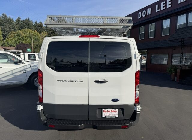 
								2015 Ford Transit 250 Cargo Van full									
