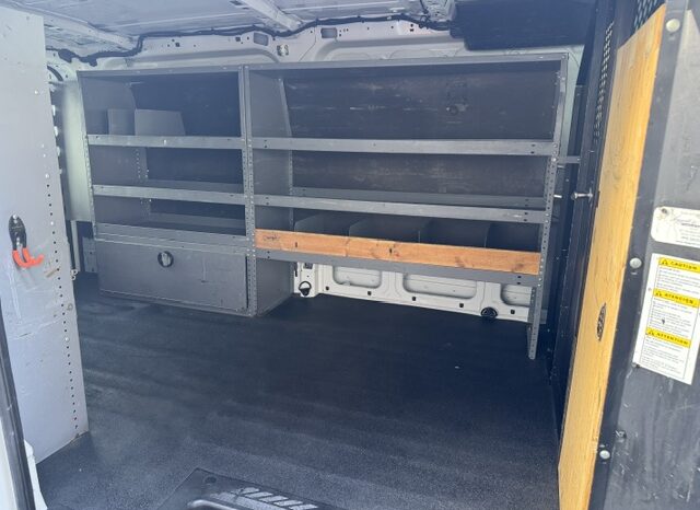 
								2015 Ford Transit 250 Cargo Van full									