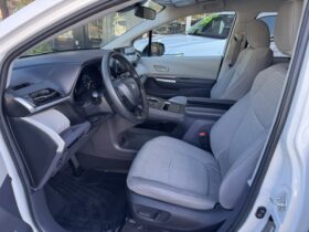 2024 Toyota Sienna LE Minivan **AWD**