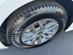 
										2024 Toyota Sienna LE Minivan **AWD** full									