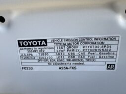 
										2024 Toyota Sienna LE Minivan **AWD** full									
