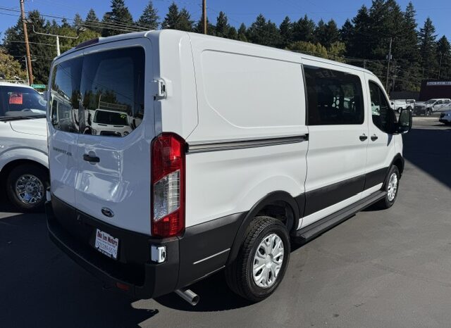 
								2025 Ford Transit 250 Cargo Van full									