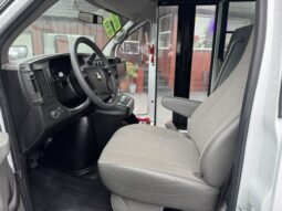 
										2013 Chevrolet Express 3500 **COLLINS BUS** full									