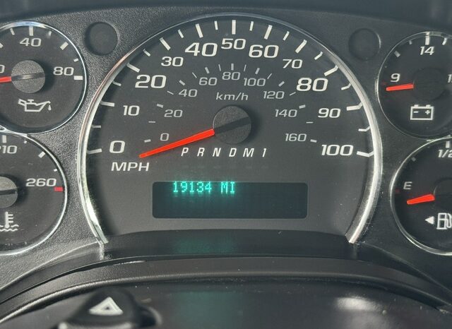 
								2013 Chevrolet Express 3500 **COLLINS BUS** full									