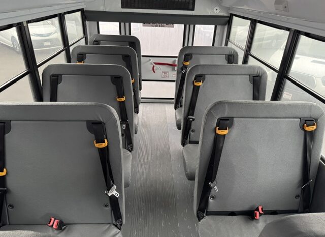 
								2013 Chevrolet Express 3500 **COLLINS BUS** full									