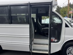 
										2013 Chevrolet Express 3500 **COLLINS BUS** full									