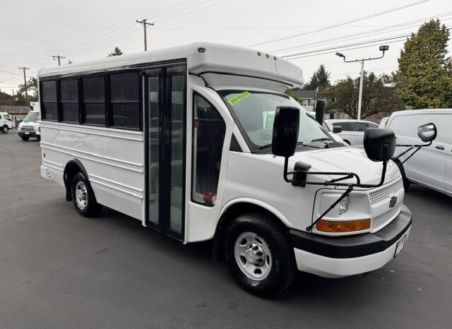 2013 Chevrolet Express 3500 Collins Bus 13365