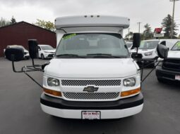 
										2013 Chevrolet Express 3500 **COLLINS BUS** full									