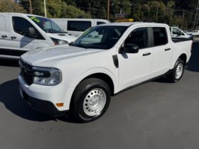 2023 Ford Maverick SuperCrew Pickup **AWD**