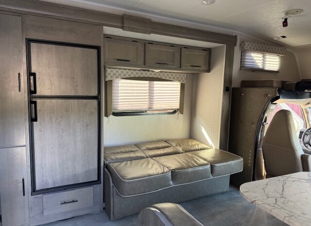 
								2019 Chevrolet Express 4500 Coachmen Freelander 26DS MotorHome full									