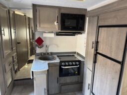 
										2019 Chevrolet Express 4500 Coachmen Freelander 26DS MotorHome full									