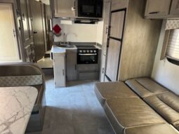 
										2019 Chevrolet Express 4500 Coachmen Freelander 26DS MotorHome full									