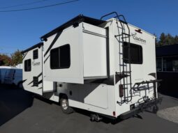
										2019 Chevrolet Express 4500 Coachmen Freelander 26DS MotorHome full									