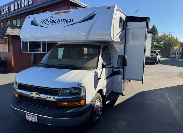 
								2019 Chevrolet Express 4500 Coachmen Freelander 26DS MotorHome full									